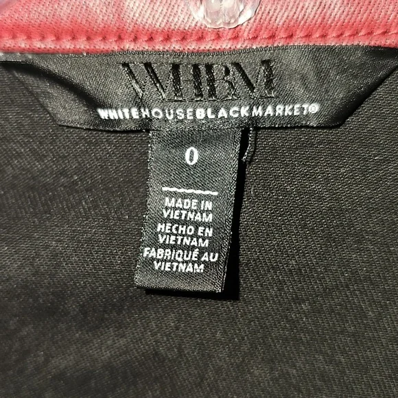 ๐ค๐คWhite House Black Market Burgundy Denim Coated Jacket - Size Small/0 - Picture 6 of 16